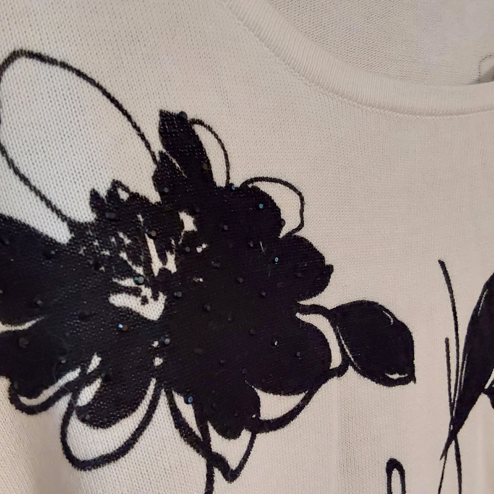 Anne Klein Floral Black and White Women's Top - Picture 3 of 4